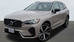 2025 Volvo XC60 T8 Ultra Dark Theme