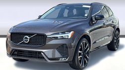 2023 Volvo XC60 B5 Ultimate Dark Theme