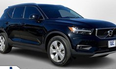 2022 Volvo XC40 T5 Momentum