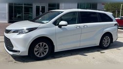 2023 Toyota Sienna XLE