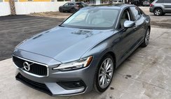 2021 Volvo S60 T6 Momentum