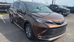 2022 Toyota Sienna XLE