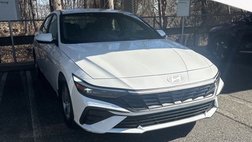 2024 Hyundai Elantra SE