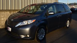 2017 Toyota Sienna XLE Premium 8-Passenger