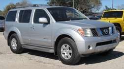 2005 Nissan Pathfinder SE
