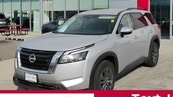 2024 Nissan Pathfinder SV