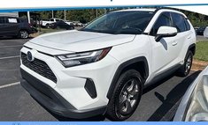 2022 Toyota RAV4 Hybrid XLE