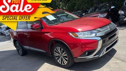 2020 Mitsubishi Outlander SE