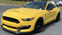 2017 Ford Mustang Fastback RWD