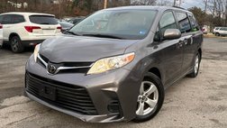 2018 Toyota Sienna LE 8-Passenger
