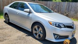 2014 Toyota Camry SE V6