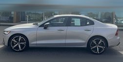 2024 Volvo S60 B5 Plus Dark Theme