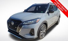 2022 Nissan Kicks SR