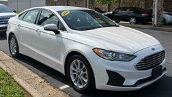 2020 Ford Fusion SE