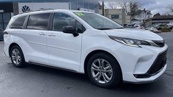 2022 Toyota Sienna XSE 7-Passenger