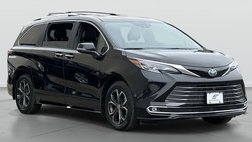 2025 Toyota Sienna Platinum 7-Passenger