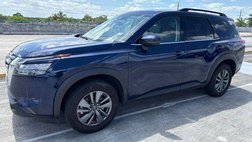 2025 Nissan Pathfinder SV