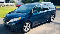 2011 Toyota Sienna LE