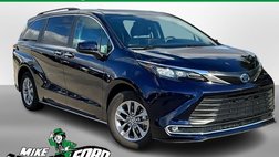 2024 Toyota Sienna XLE 8-Passenger