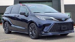 2022 Toyota Sienna XSE 7-Passenger