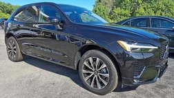 2025 Volvo XC60 B5 Core Dark Theme