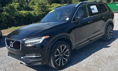 2017 Volvo XC90 T6 Momentum