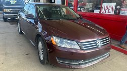 2014 Volkswagen Passat 1.8T S PZEV