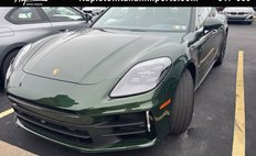 2025 Porsche Panamera 4