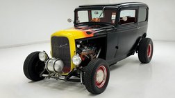 1932 Ford 2 Door Sedan
