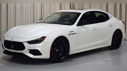 2022 Maserati Ghibli Modena Q4