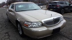 2006 Lincoln Town Car Signature Limited