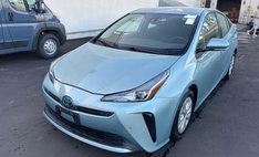 2021 Toyota Prius LE