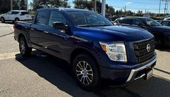 2022 Nissan Titan SV