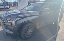 2023 Toyota Sequoia SR5