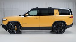 2023 Rivian R1S Adventure
