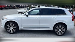 2023 Volvo XC90 Recharge T8 Ultimate Bright Theme 7P