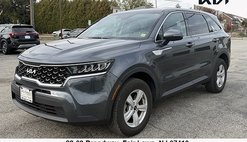 2022 Kia Sorento LX