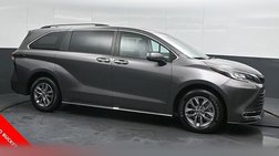 2023 Toyota Sienna XLE
