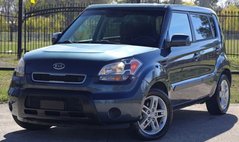 2011 Kia Soul +