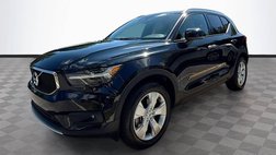 2022 Volvo XC40 T5 Momentum