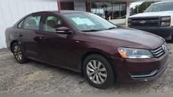 2014 Volkswagen Passat Wolfsburg Edition 1.8