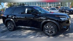 2024 Nissan Pathfinder SV
