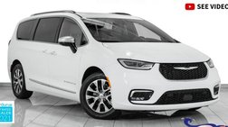 2023 Chrysler Pacifica Hybrid Pinnacle