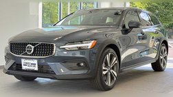 2024 Volvo V60 Cross Country B5 Plus