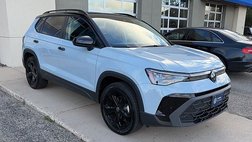 2025 Volkswagen Taos SE Black 4Motion