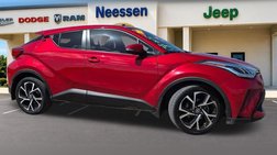 2022 Toyota C-HR XLE