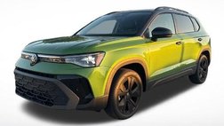 2025 Volkswagen Taos SE Black