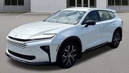 2025 Toyota Crown Signia XLE