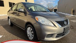 2012 Nissan Versa SV