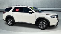 2024 Nissan Pathfinder SL